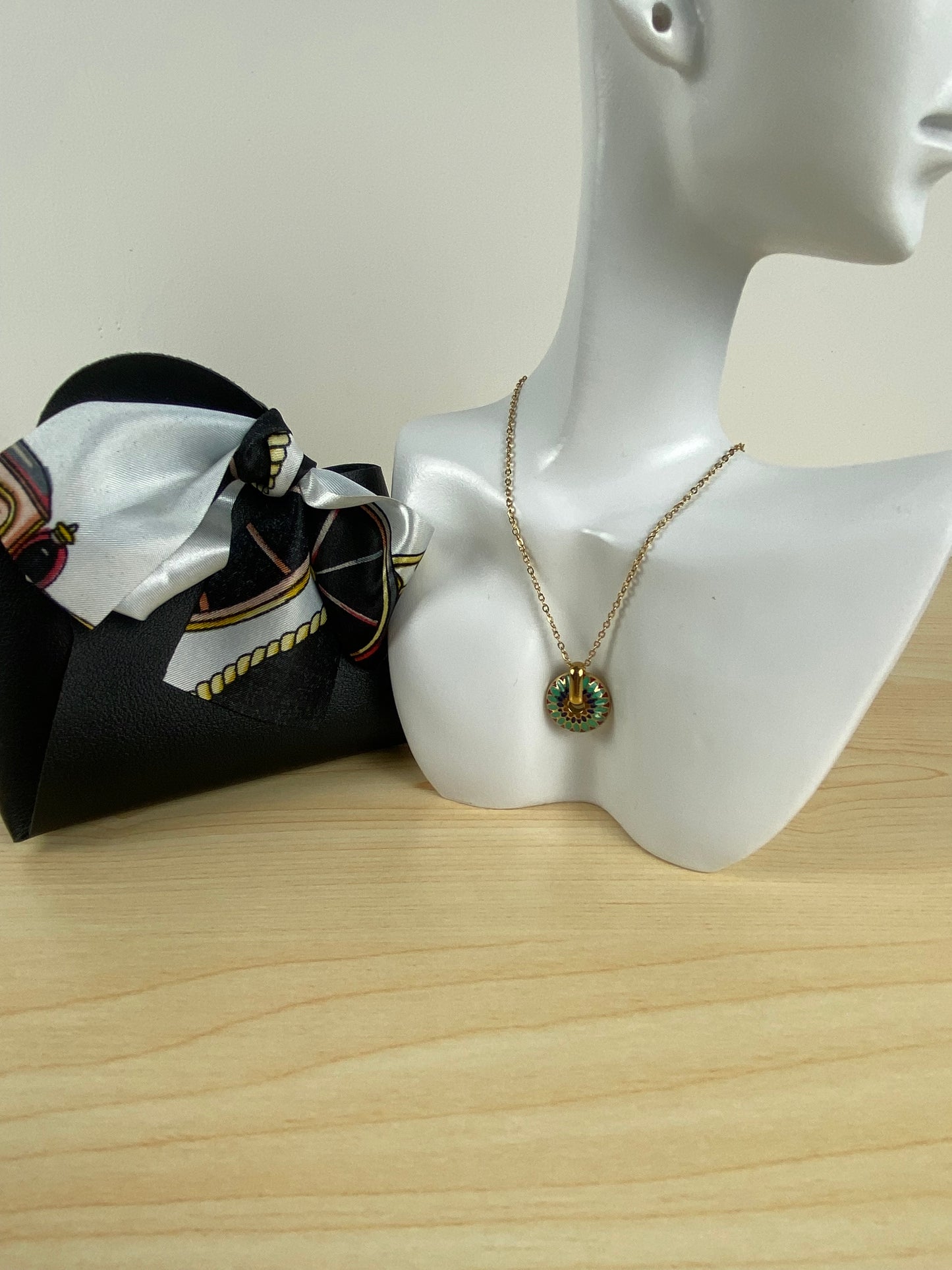 Necklace gold-plated 90300