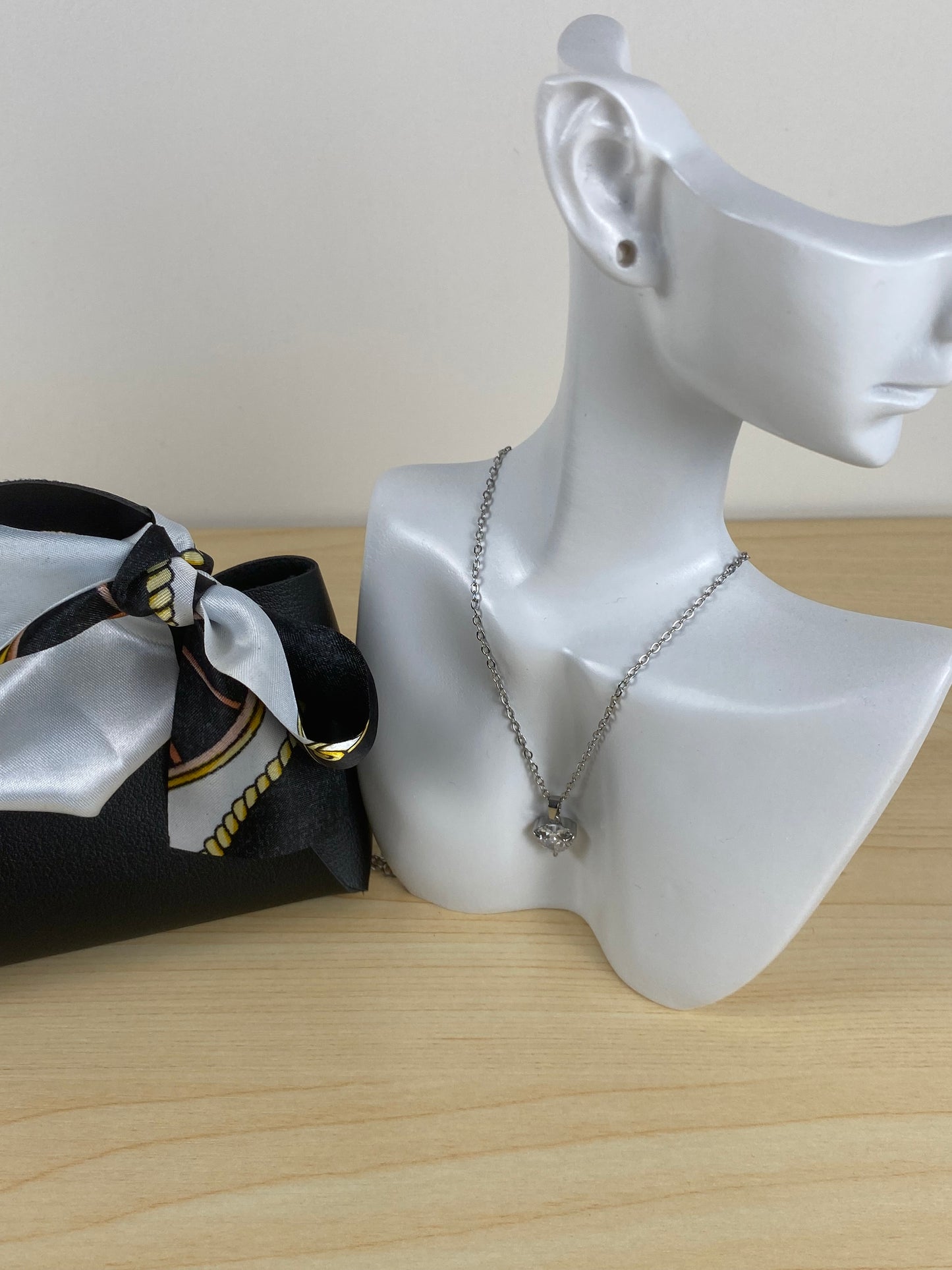 Necklace stainless steel, cubic z, 89962