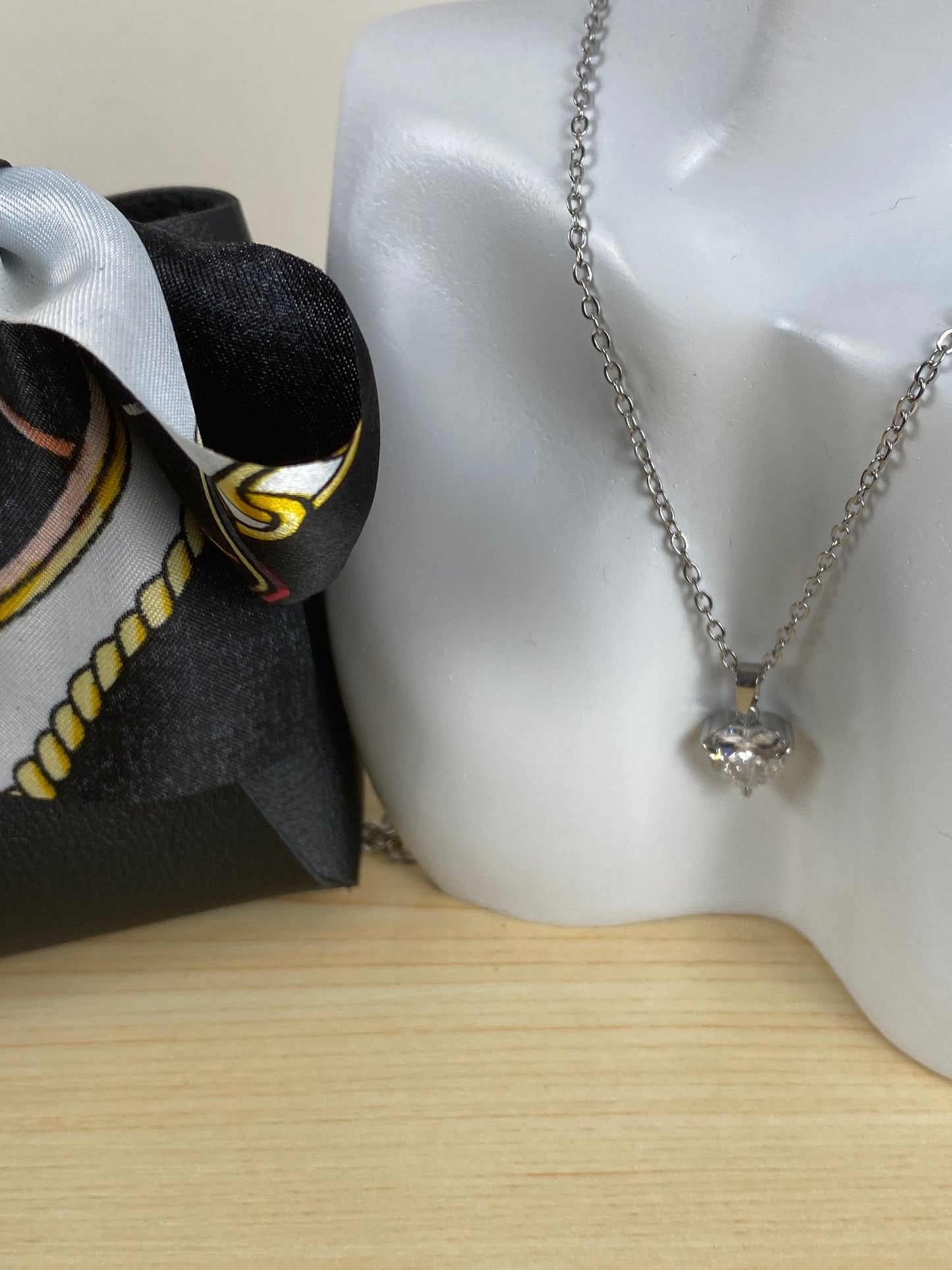 Necklace stainless steel, cubic z, 89962