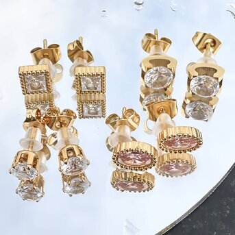 Gold solitaire zirconia earring 88016